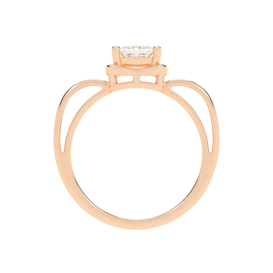 Distinctive Princess Cut Diamond Ring