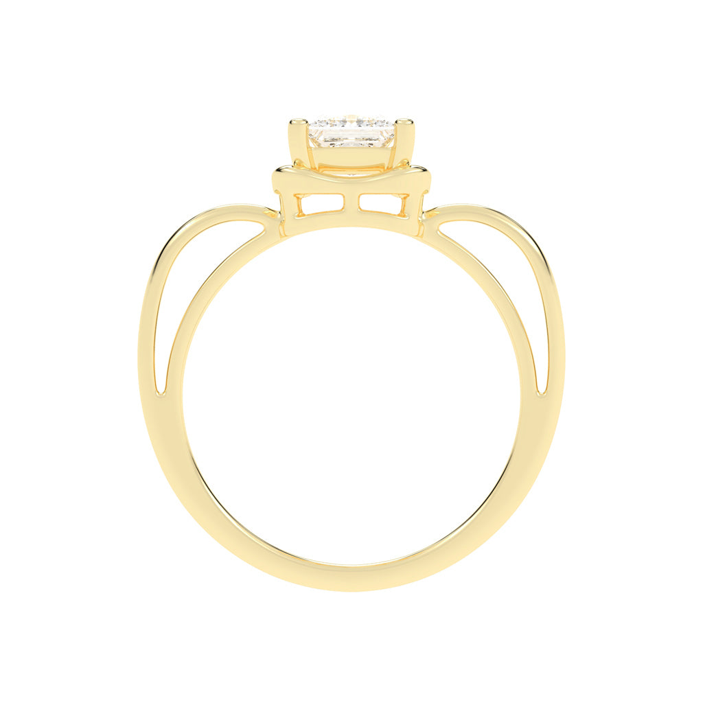 Distinctive Princess Cut Diamond Ring