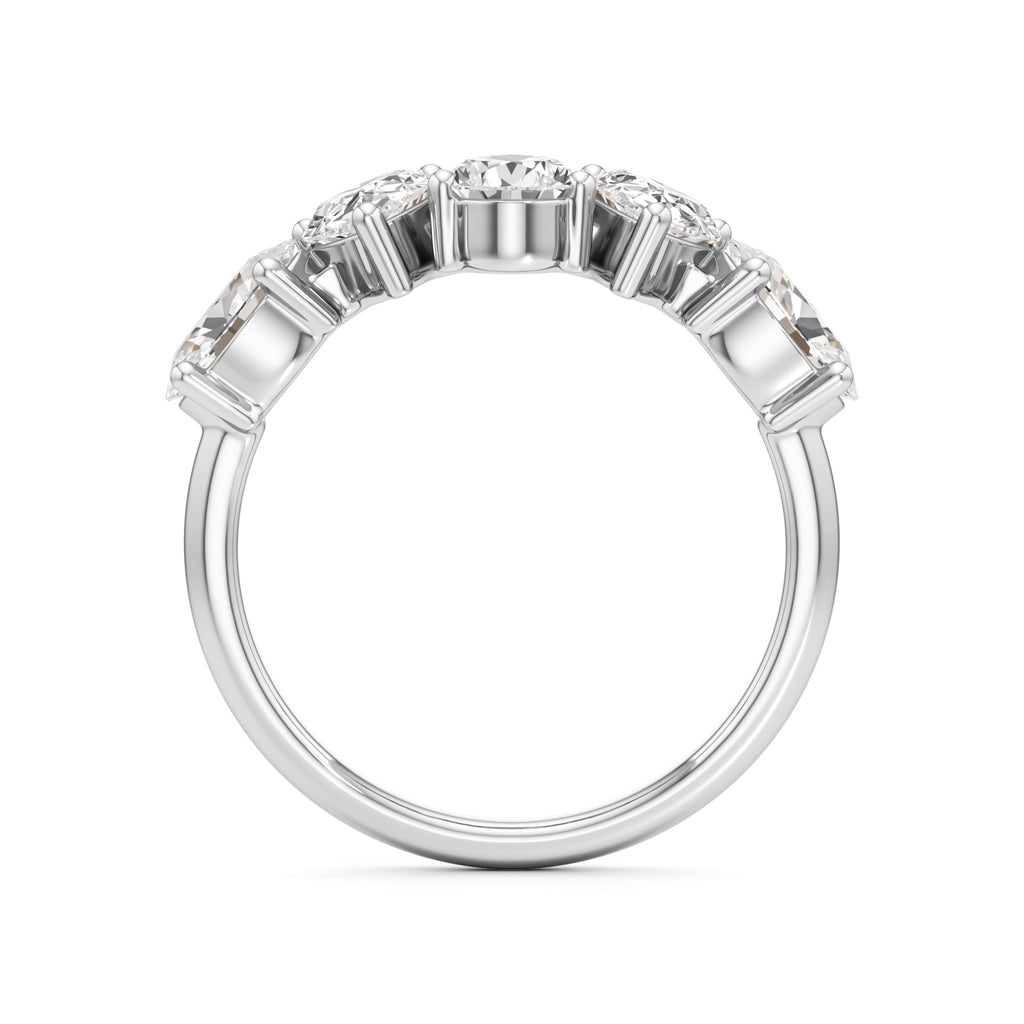 Lustrous Pear-Shaped Diamond Ring
