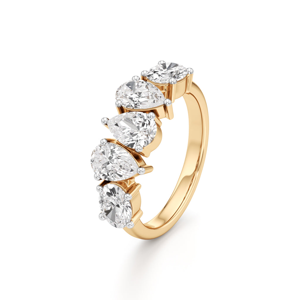 Lustrous Pear-Shaped Diamond Ring