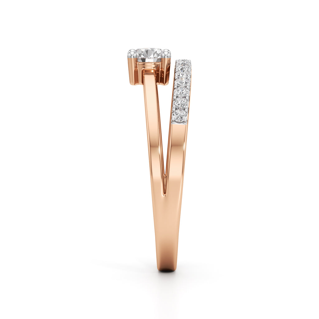 Delicara Split Shank Delicateround Cut Ring