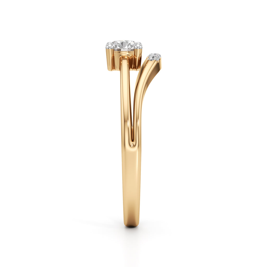 Delavira Split Shank Round Cut Delicate Ring