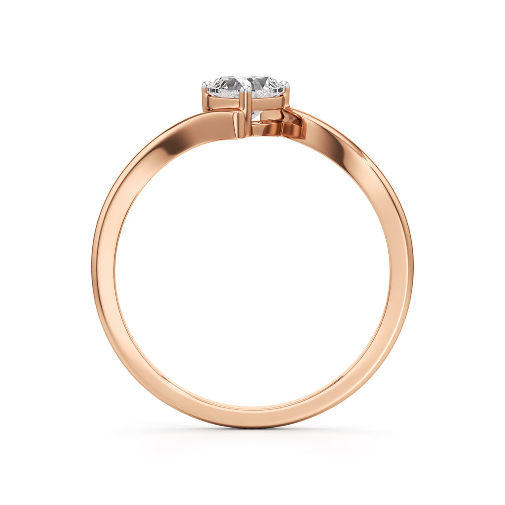 Sweetheart Twist Gold Ring
