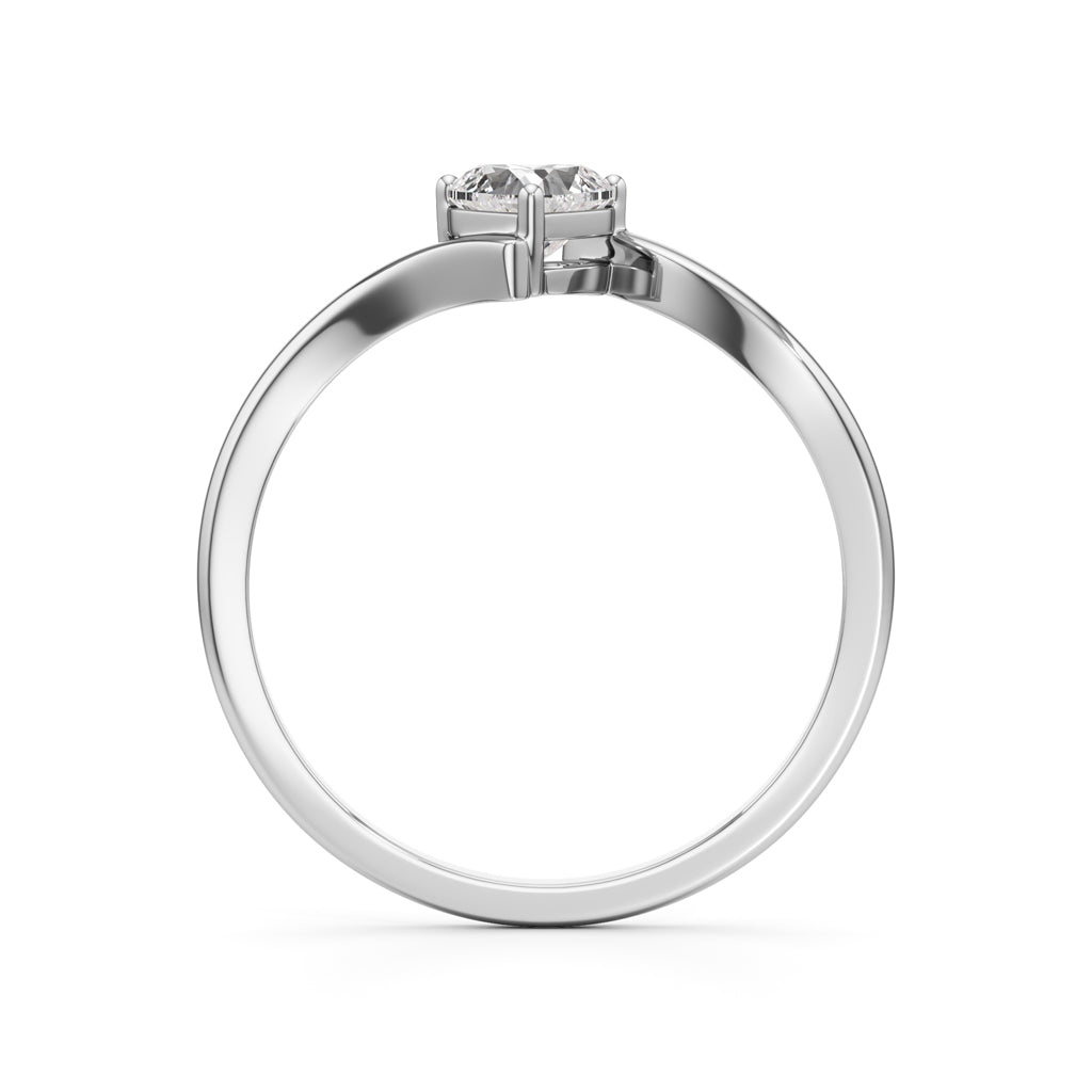 Sweetheart Twist Gold Ring