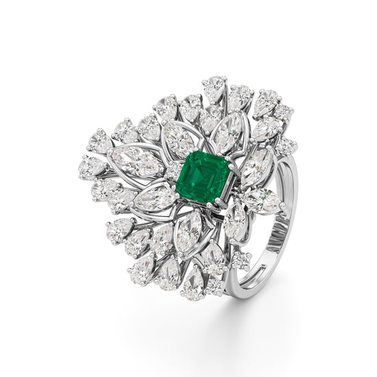 Emerald Radiance Fan-Cut Statement Ring